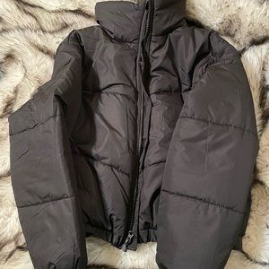 Puffy short coat